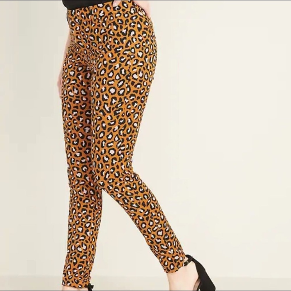 Old Navy Pixie Pants
